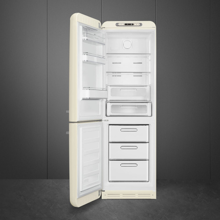 Ретро холодильник Smeg FAB32LCR5
