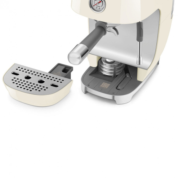 Кофемашина Smeg ECF03CREU