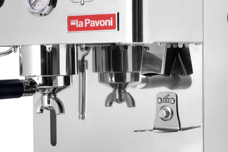 Полупрофессиональная кофемашина La Pavoni LPCDMB02EU