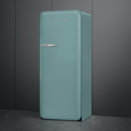 Ретро холодильник Smeg FAB28RDEG6
