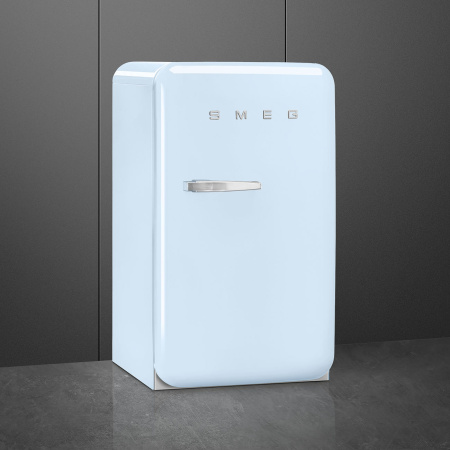Ретро холодильник Smeg FAB10RPB6