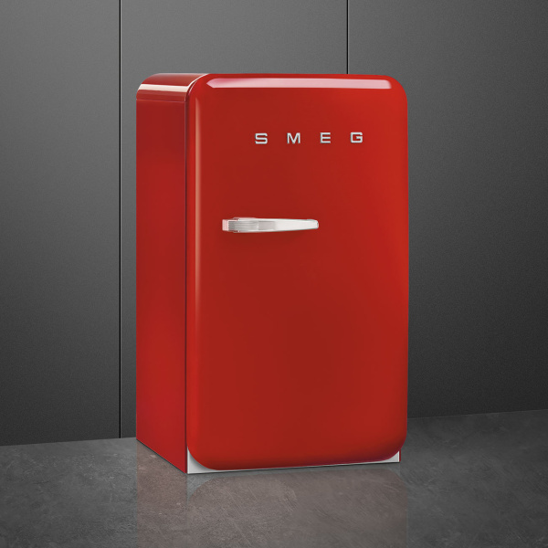 Ретро холодильник Smeg FAB10RRD6