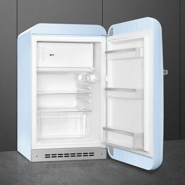 Ретро холодильник Smeg FAB10RPB6