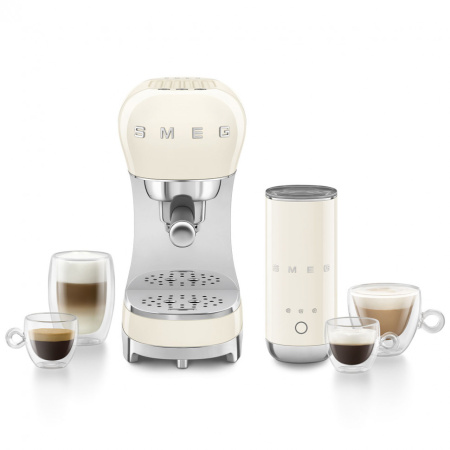 Кофемашина Smeg ECF12CREU