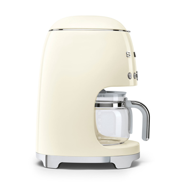 Кофеварка Smeg DCF02CREU