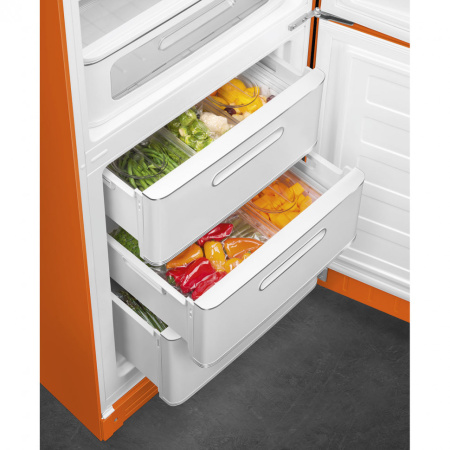 Ретро холодильник Smeg FAB32ROR6