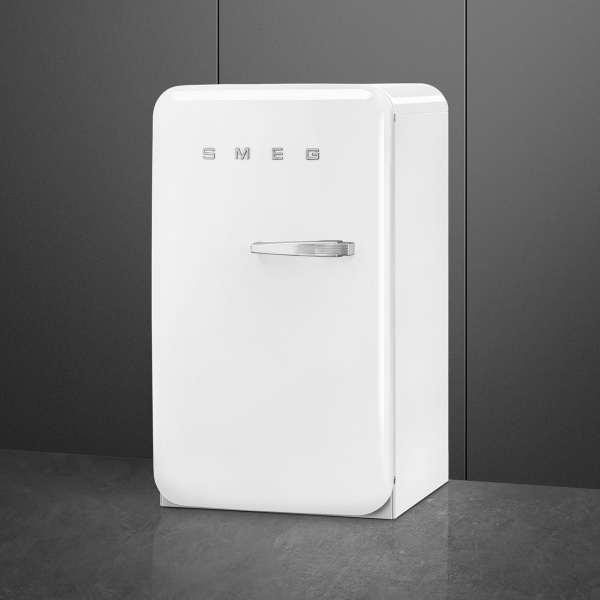 Ретро холодильник Smeg FAB10LWH6