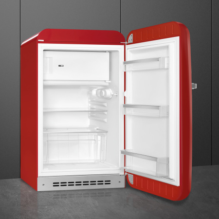 Ретро холодильник Smeg FAB10RRD6