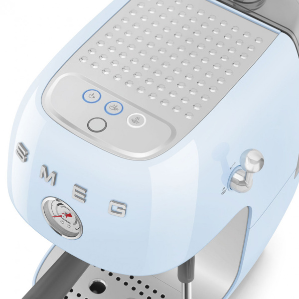 Кофемашина Smeg ECF03PBEU
