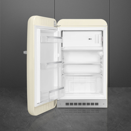 Ретро холодильник Smeg FAB10LCR6