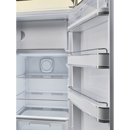 Ретро холодильник Smeg FAB28RCR6