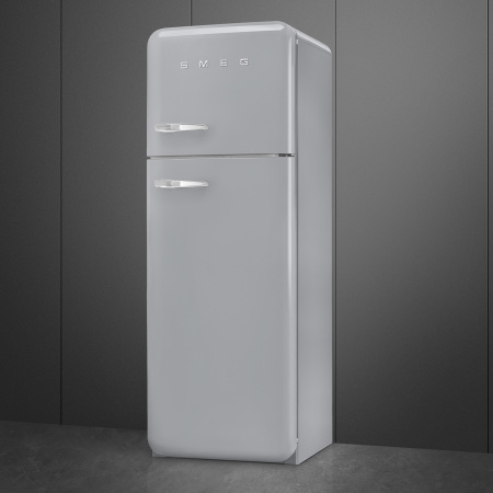 Ретро холодильник Smeg FAB30RSV5
