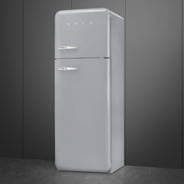 Ретро холодильник Smeg FAB30RSV5