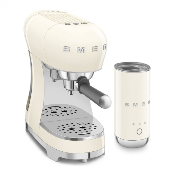 Кофемашина Smeg ECF12CREU