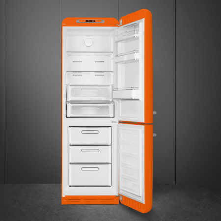 Ретро холодильник Smeg FAB32ROR6