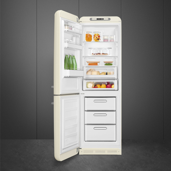 Ретро холодильник Smeg FAB32LCR5