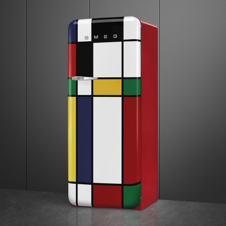 Ретро холодильник Smeg FAB28RDMC6