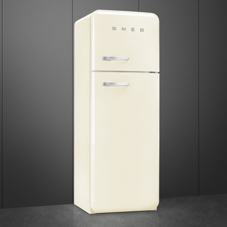 Ретро холодильник Smeg FAB30RCR6