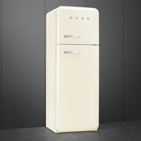 Ретро холодильник Smeg FAB30RCR6