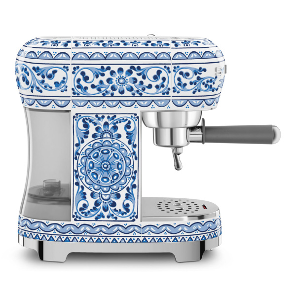 Кофеварка Smeg ECF02DGBEU (Dolce & Gabbana)