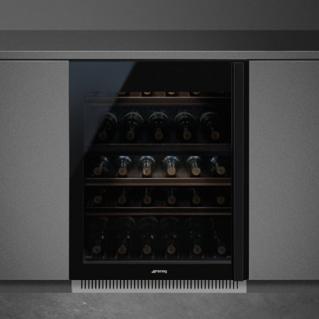 Встраиваемый винный шкаф Smeg CVI638LN3