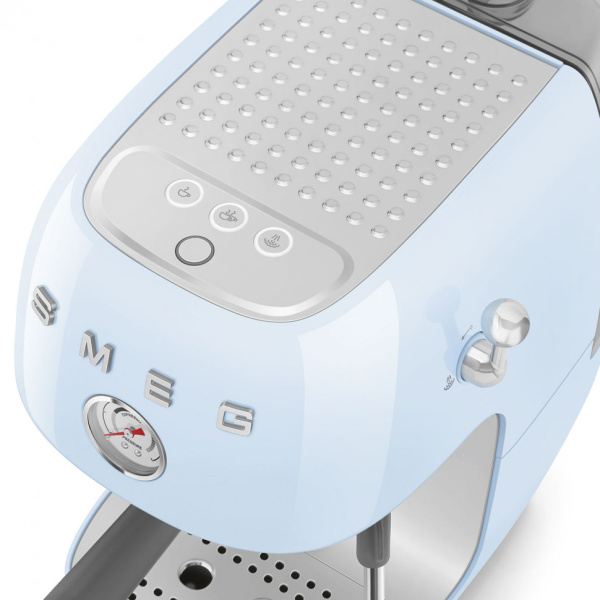 Кофемашина Smeg ECF03PBEU