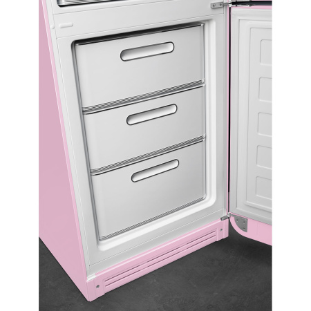 Ретро холодильник Smeg FAB32RPK5
