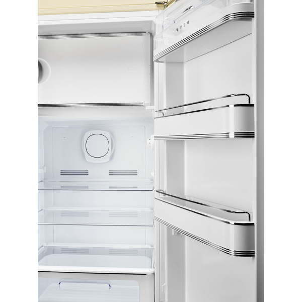 Ретро холодильник Smeg FAB28RCR6