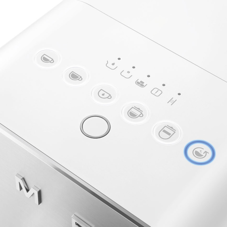  Кофеварка Smeg BCC13WHMEU