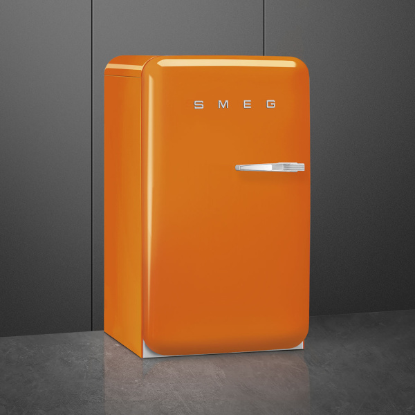 Ретро холодильник Smeg FAB10LOR6