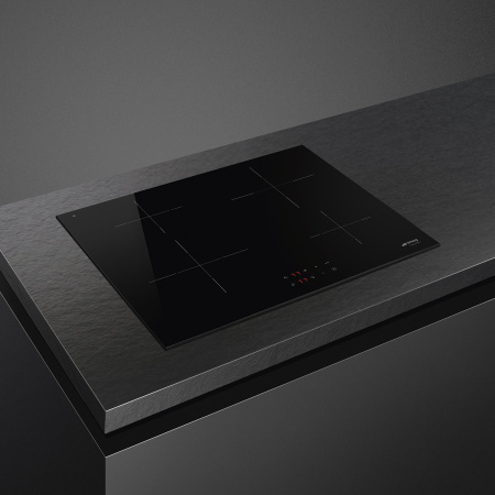 Индукционная варочная панель  Smeg SI2641D