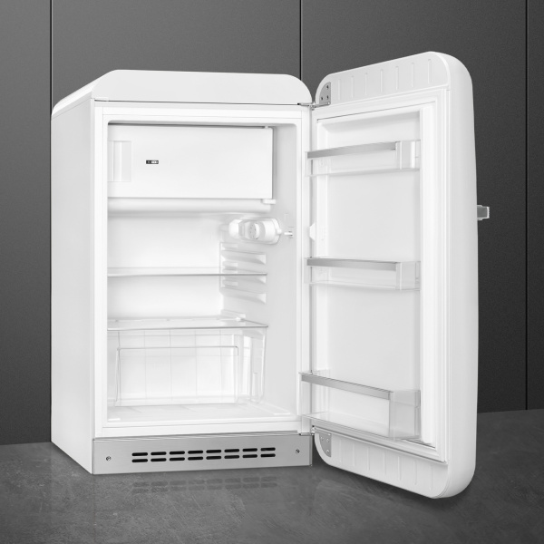 Ретро холодильник Smeg FAB10RWH6