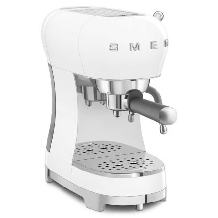 Кофеварка Smeg ECF02WHEU