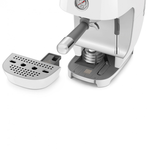 Кофемашина Smeg ECF03WHEU