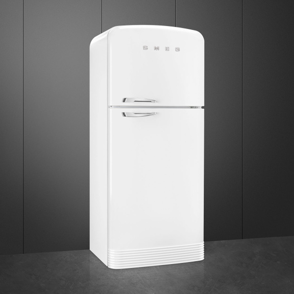 Ретро холодильник Smeg FAB50RWH5
