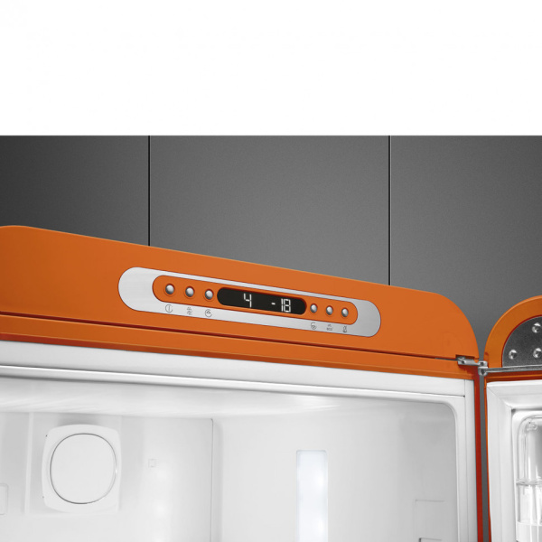Ретро холодильник Smeg FAB32ROR6