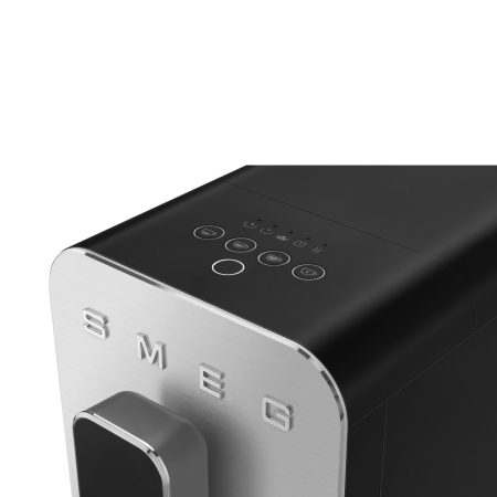  Кофеварка Smeg BCC11BLMEU