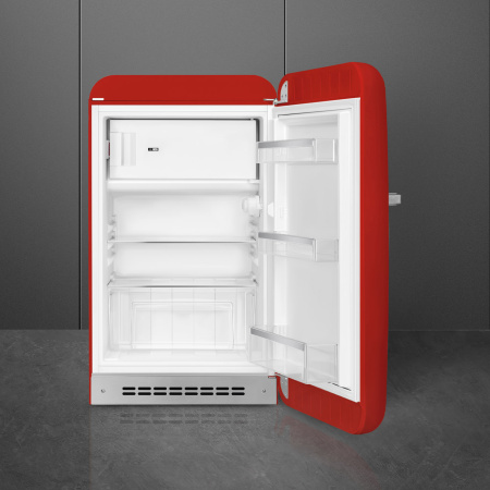 Ретро холодильник Smeg FAB10RRD6